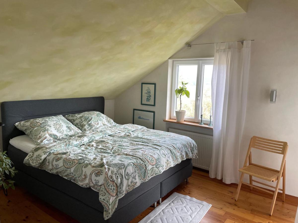 Ferienwohnung Nussbaum-Nest Хаузен Екстериор снимка